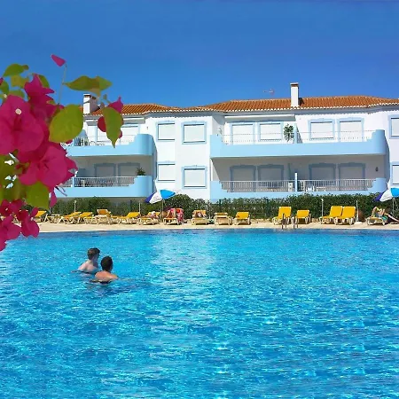 Great Flat With Heated Indoor Pool&jacuzzialvor * Портиман